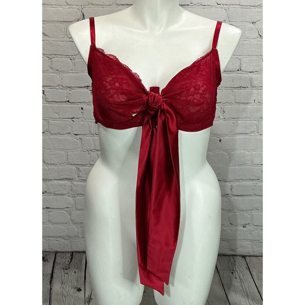 Torrid Curve Women's Red Unlined Lace & Satin Bow Bra (Size 2)